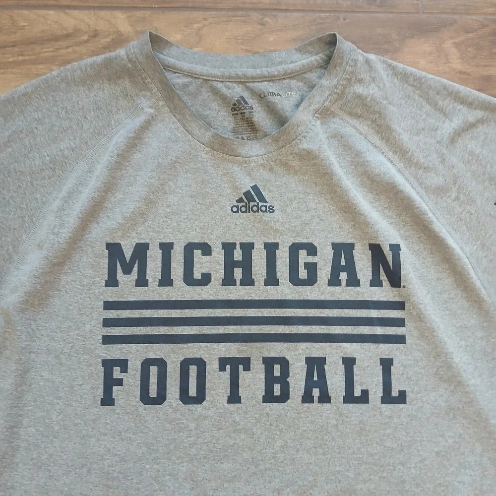 Michigan Wolverines Shirt‎ Mens XXL 2XL Grey Adidas Football Hail To The Victors
